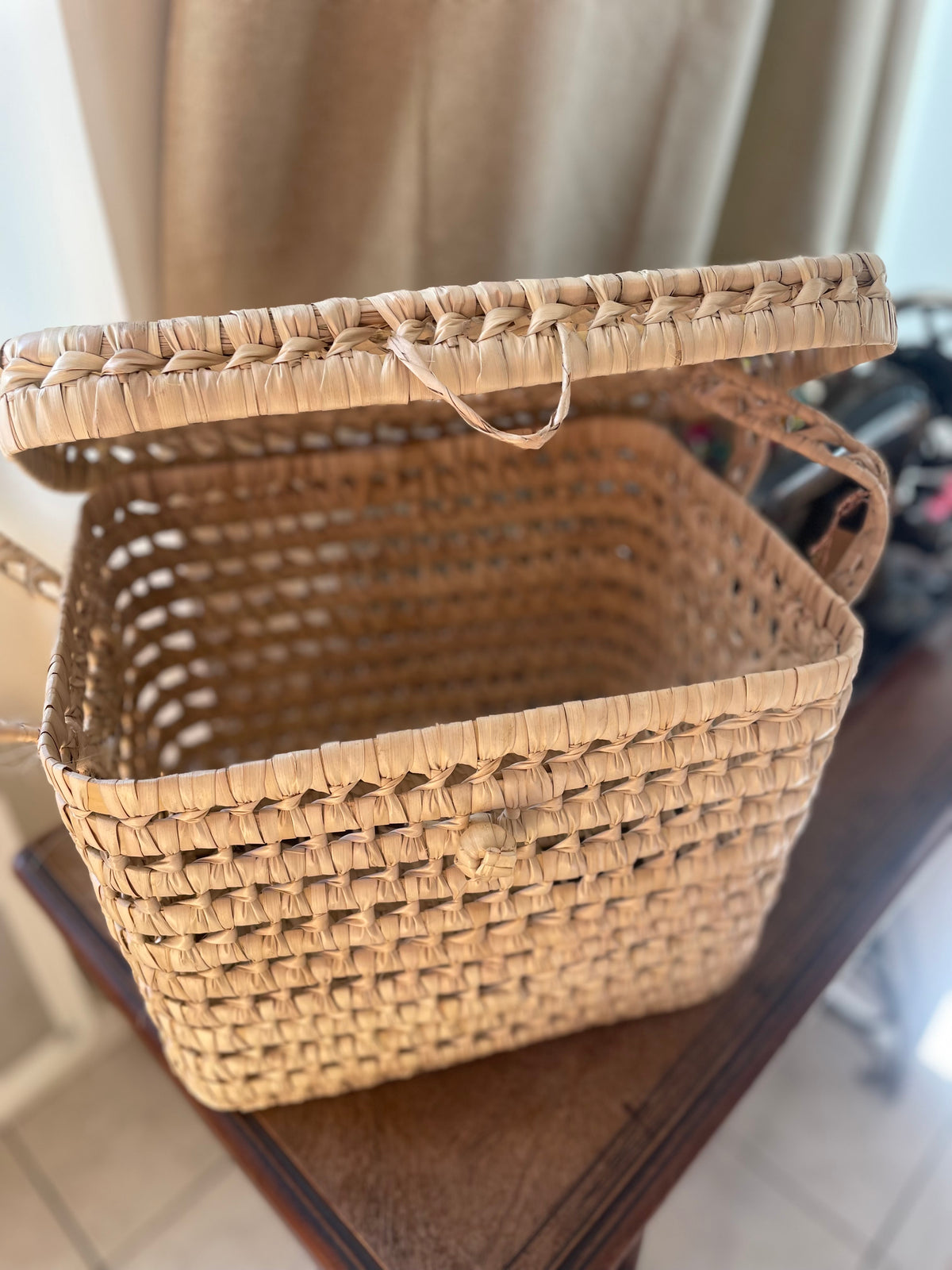 Coffret de rangement artisanal marocain avec couvercle