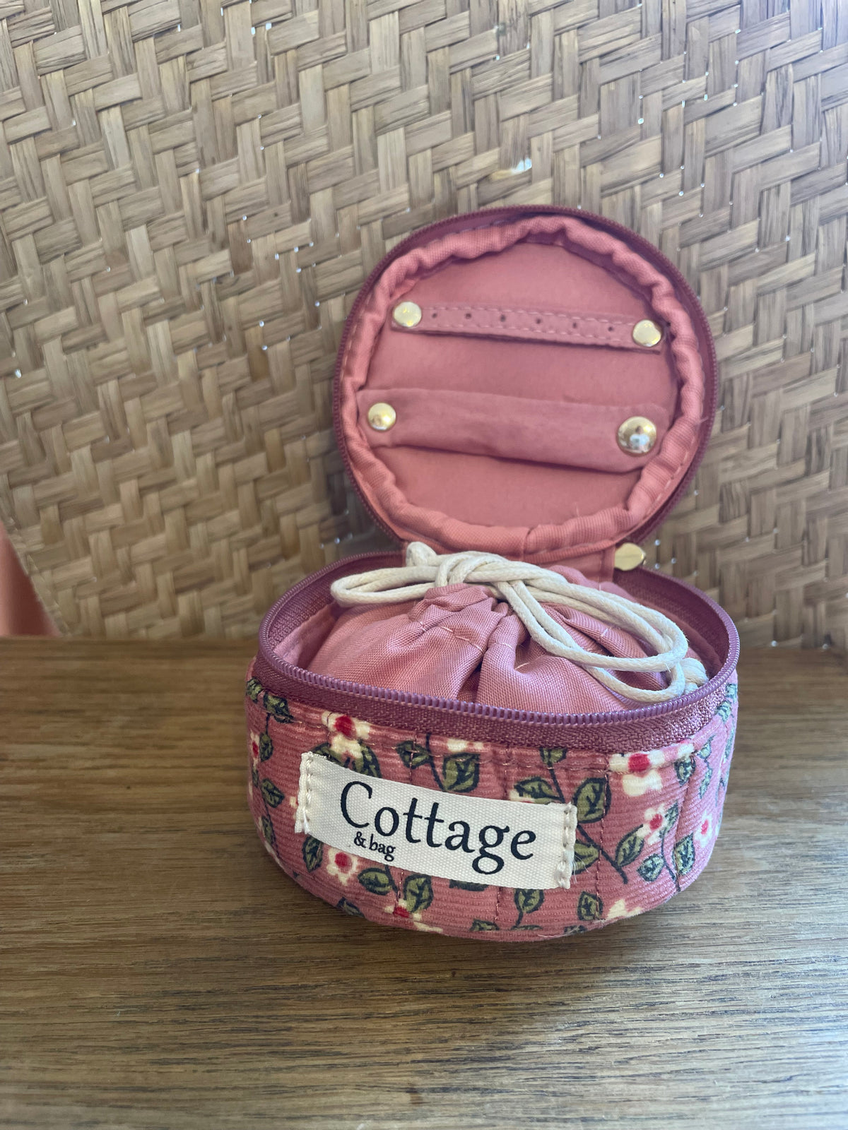 Boîte à bijoux de voyage matelassée fleurie
