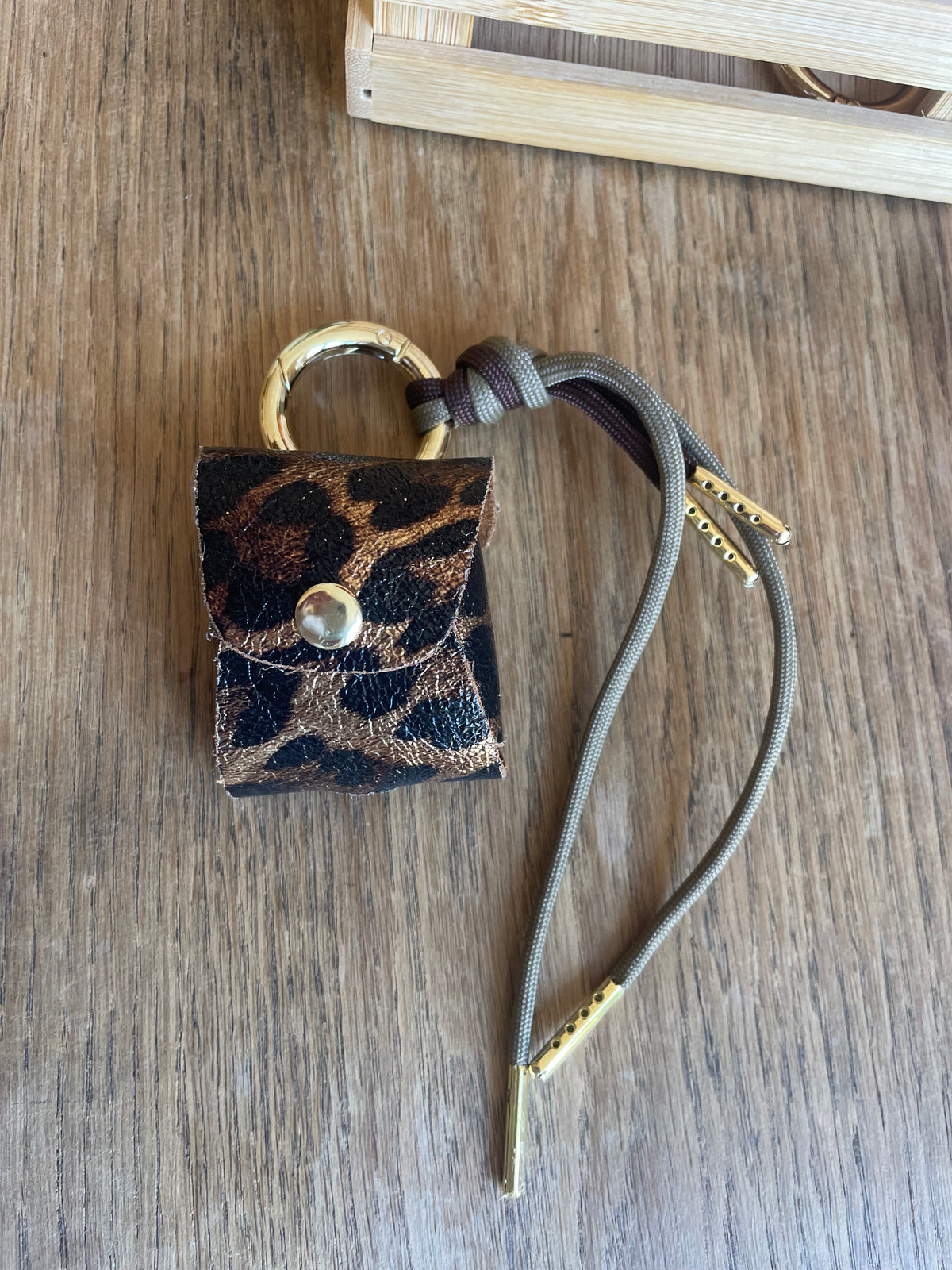 Porte-écouteurs en cuir
