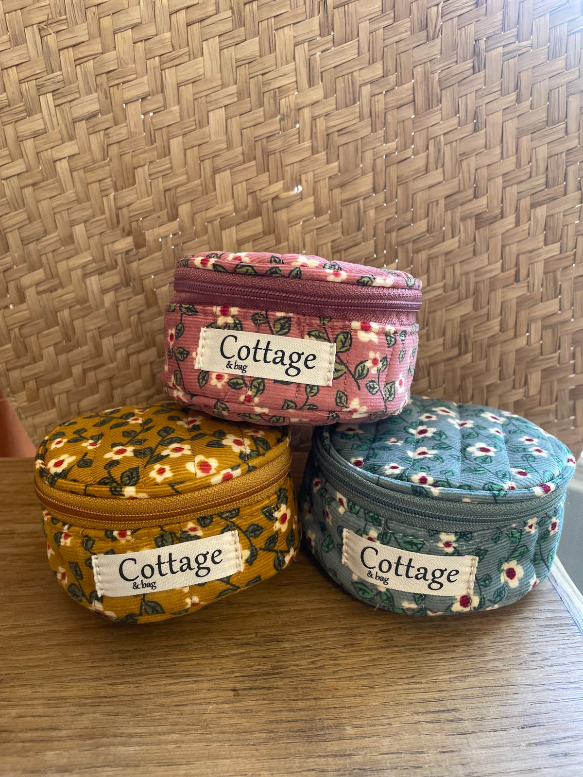 Boîte à bijoux de voyage matelassée fleurie